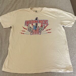 Comfort Colors Cream Freedom Rocks Tee